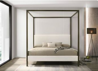 NEW QUEEN CANOPY BED WITHOUT MATTRESS AND FREE DELIVERY PAY ON DELIVERY