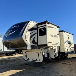 2018 Vilano 320GK Fifth Wheel