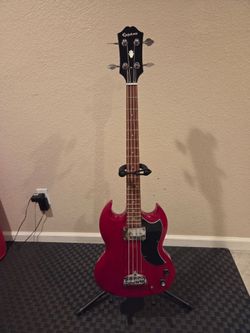 Used Epiphone SG EB-0 Bass Guitar - Cherry
31