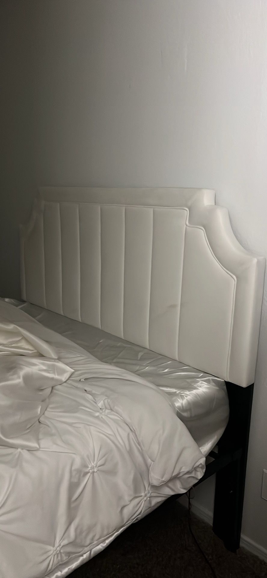 queen Size Headboard 