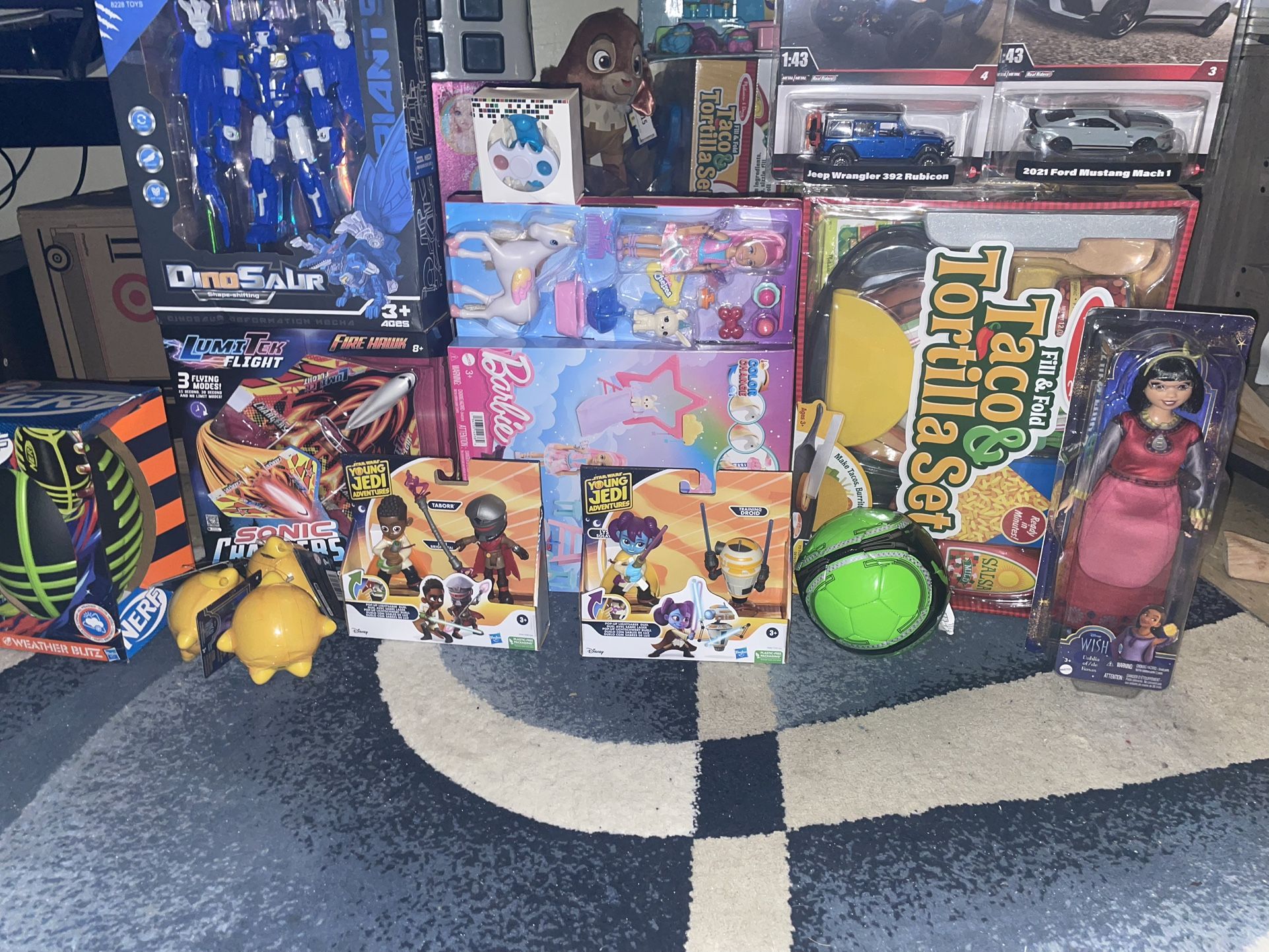 Mixed Toys Bundle 