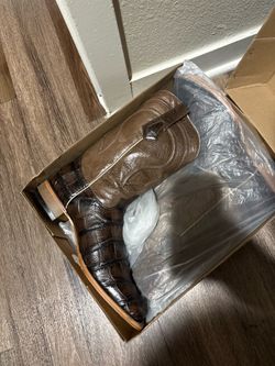 Boots  size 13
