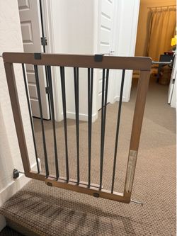 Toddler stair gate