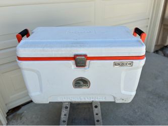 Igloo 72-Quart Super-Tough STX Cooler - HEAVY DUTY CHEST