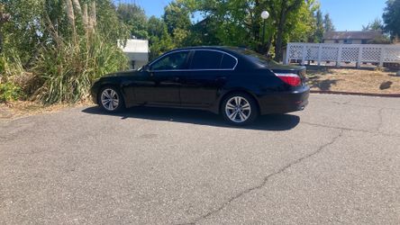 2009 BMW 528i