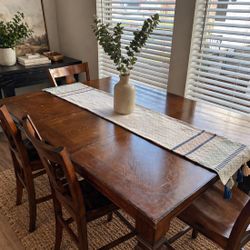  Wooden Extendable Dining Table with 8 Chairs