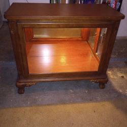 Cario Cabinet, Real Wood, With Glass Shelves In Very Good Condition.!!