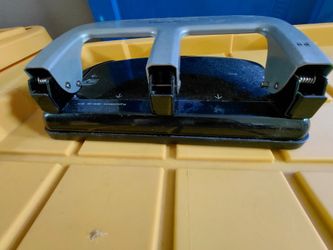 3 Hole Punch Metal
