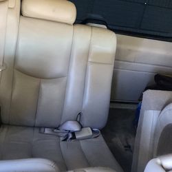 2004 Escalade Seats