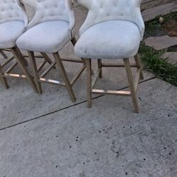 4 Thuis Chair $80