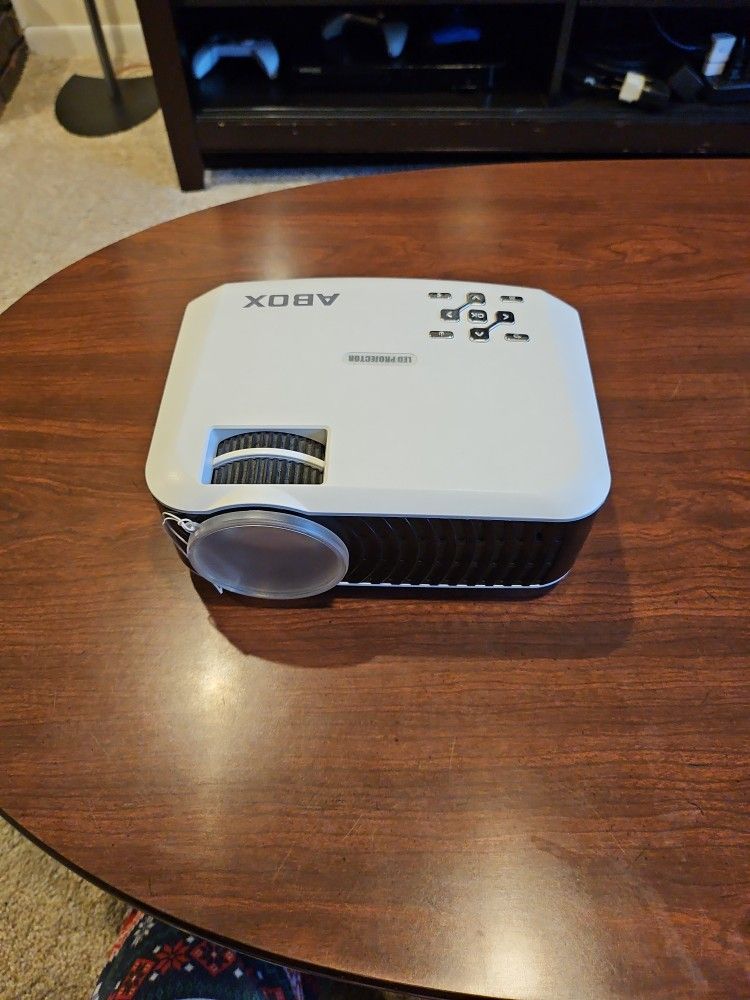 Abox T22 2400 Lumens LCD Projector
