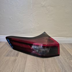 2021 2022 2023 2024 2025 Nissan Rogue Tail Light Left Driver Side LH Original Used OEM 