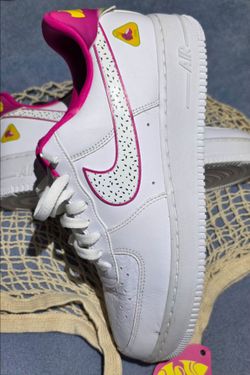 Nike Air Force 1 dragon fruit  Size 11.5