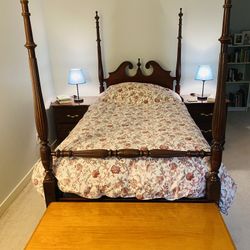 Vintage Twin Bed-frame with Mattress 