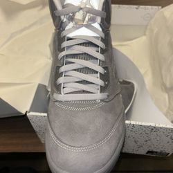 Wolf Grey 5s  11.5