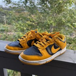 Nike Dunk Low "Thunder" (Mens Size 9) 
