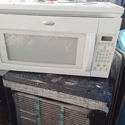 Whirlpool Above Stove Microwave 