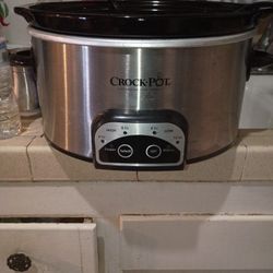 Crockpot Good Condition Moving Sale