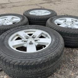 17” FACTORY JEEP GRAND CHEROKEE COMMANDER RIMS SET WRANGLER WE FINANCE TRADES ACCEPTED WHEELS TIRES 