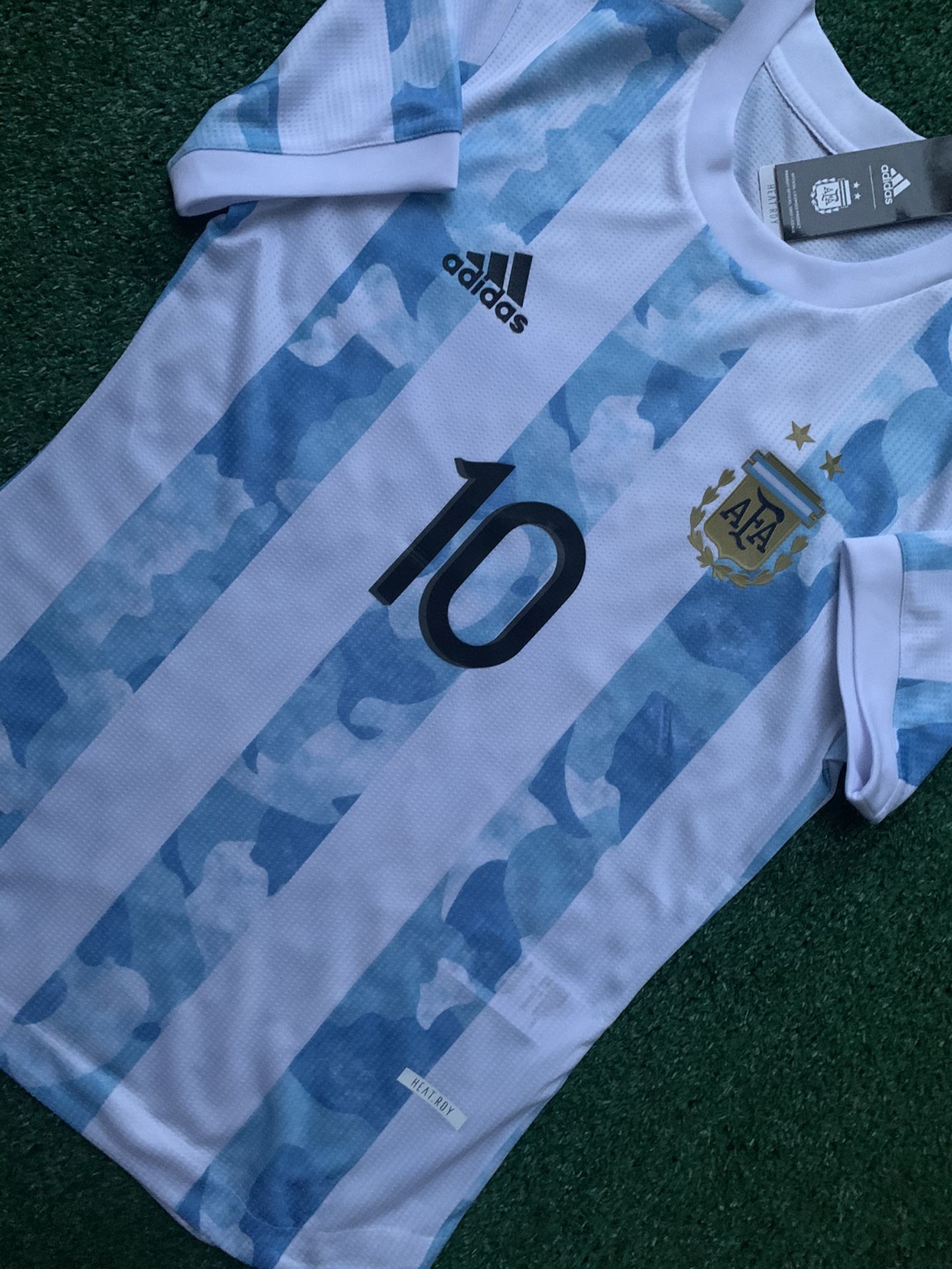 Messi #10 Argentina Away PATCH XLarge Slim Fit Jersey FIFA 3 Star Champion  W/Tag for Sale in City Of Industry, CA - OfferUp