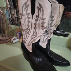 Indigo Rd. Black And White Cowgirl Boots