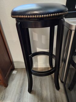 Black Bar Stools 2 Pairs