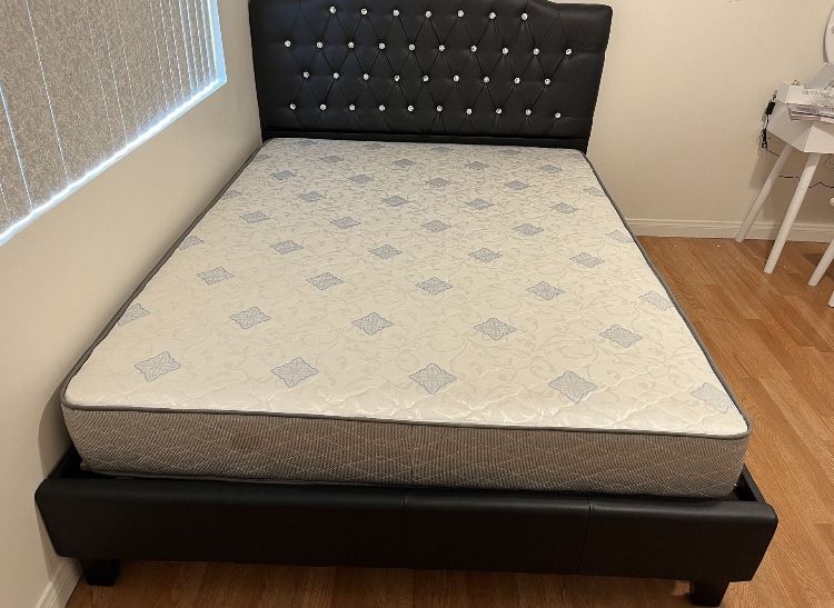 Full Size Bed Frame With Mattress