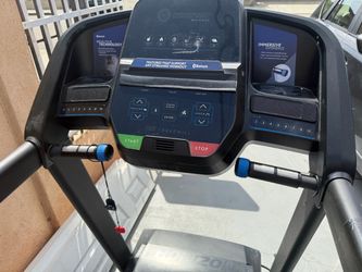 Horizon Treadmill