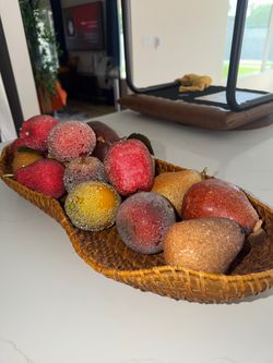 Fruit center piece