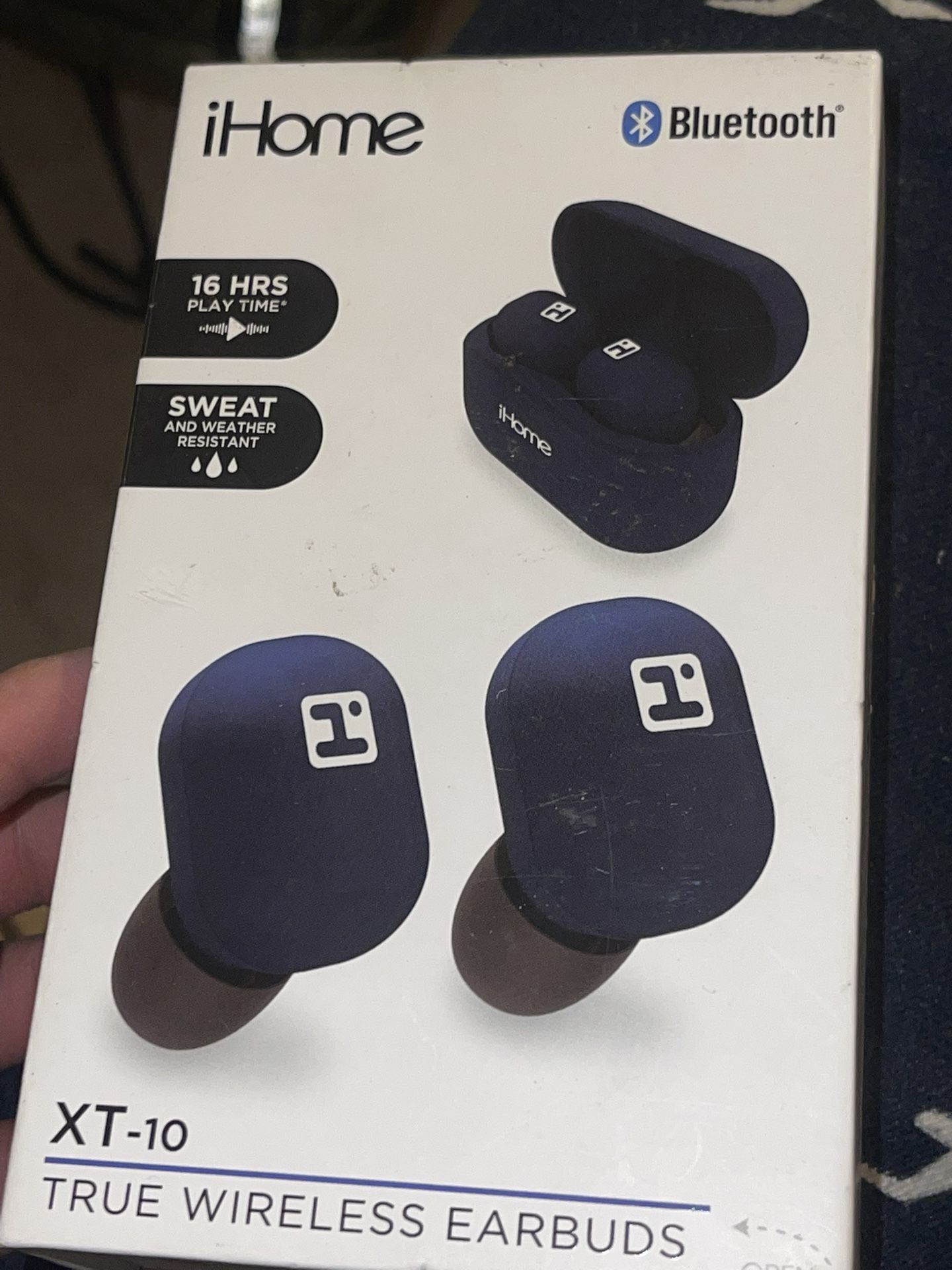 Bluetooth headphones