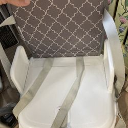 Infant Booster Seat 