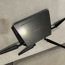 Nighthawk X4S Router