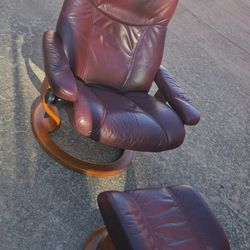 Stressless Consul recliner/Ottoman