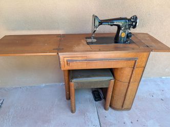 Vintage 1940 Singer 201-2 Sewing Machine – Queen Anne Cabinet & Stool