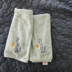 Set Of Hand Towels