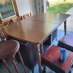 Dinning Table Set Complete With Chairs