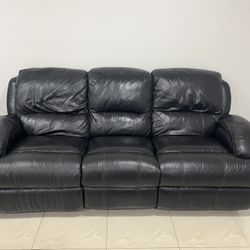 Black Leather Reclining Sofa Set (3-Seater + 2-Seater) – Excellent Condition