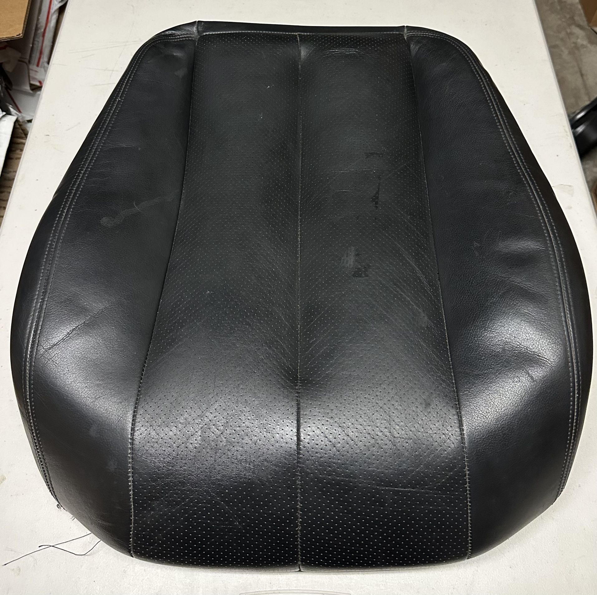 1990 Mercedes-Benz SL500 Front Left Or Right Lower Cushion Black Leather