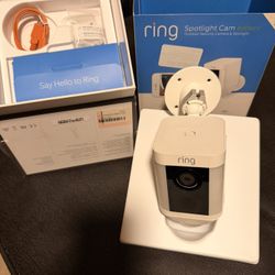 Ring Spotlight Cam Battery – White