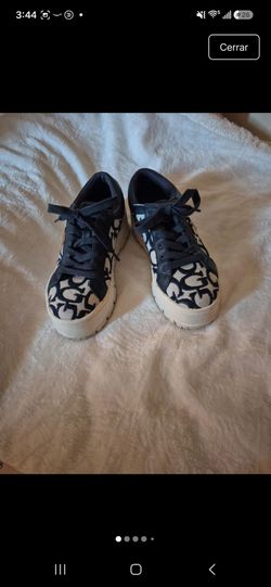 Guees shoes