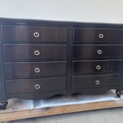 Dresser Red Mahogany 