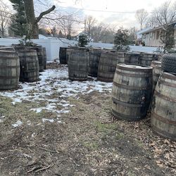 Matawan nj all oak  wood barrels good condition