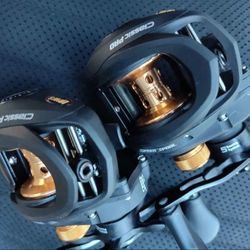 2 Lew's Classic Pro Reels