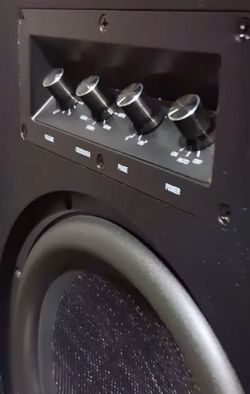 Triad Omnisub10 sub woofer bass home audio amp powered