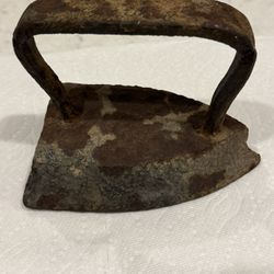 Antique/Vintage  Cast Iron  Please read description