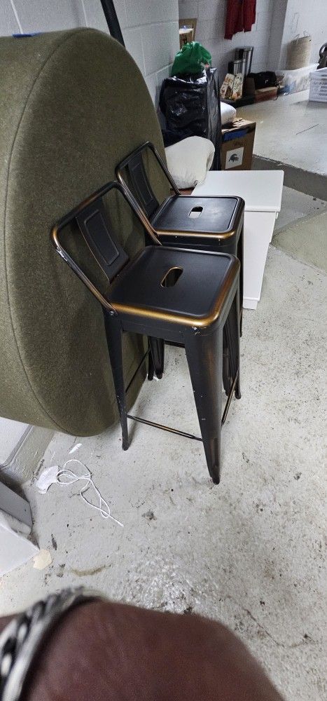 Great Deal 2 Bar Stool Chairs 50$