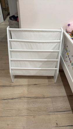 Book Shelf 