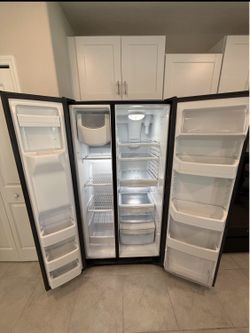 Black Kitchen Appliances Set