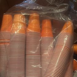 350 Hefty Cups 
