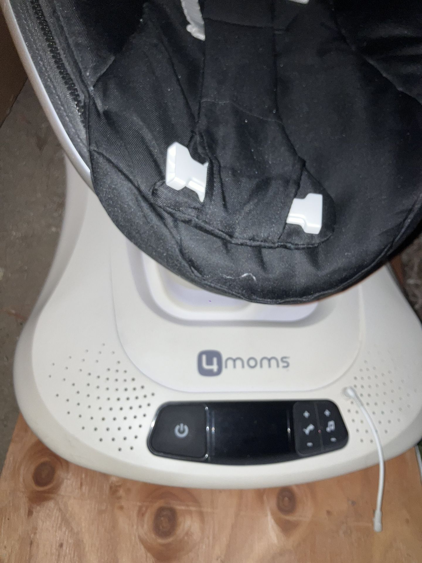 For mom’s baby rocker